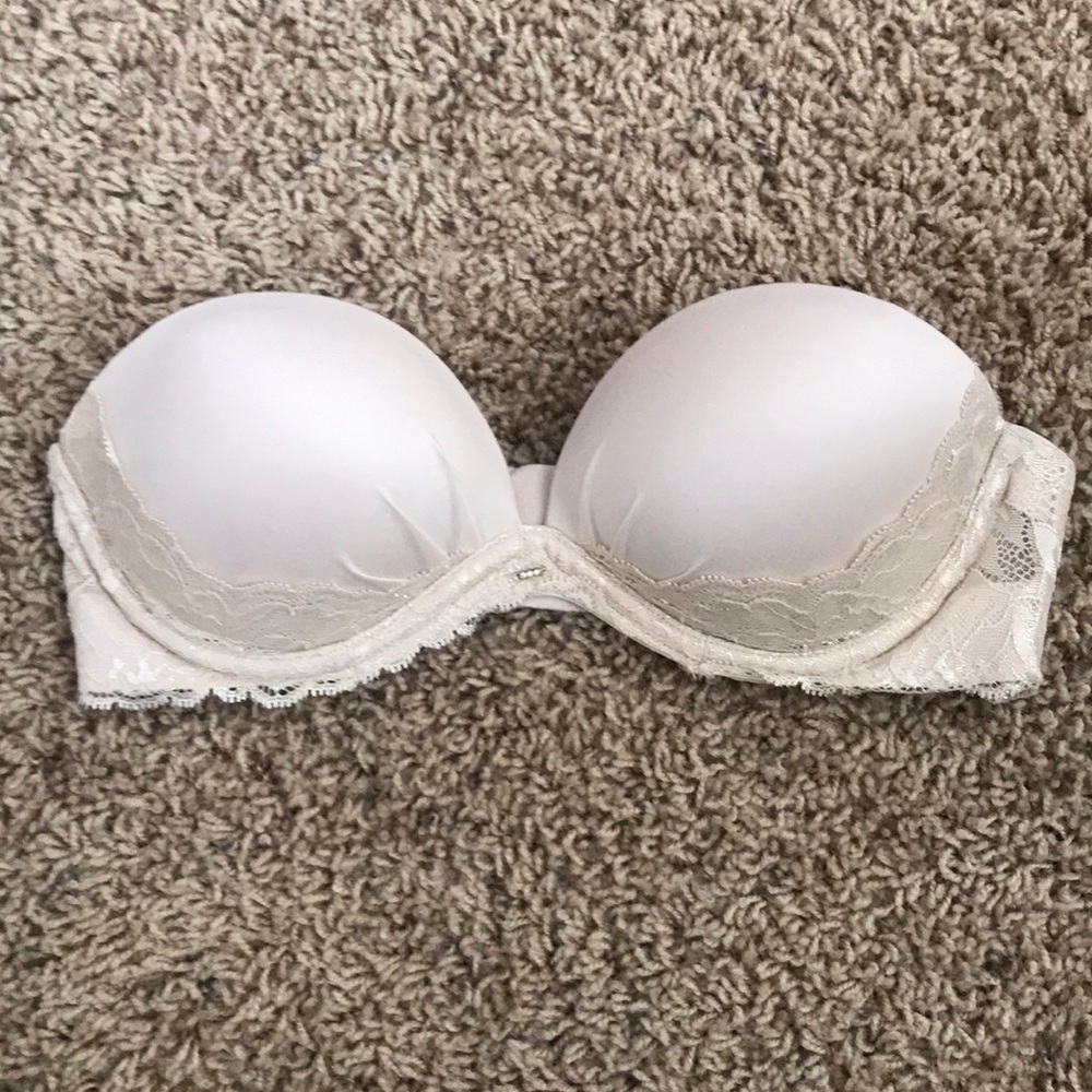 Strapless bra